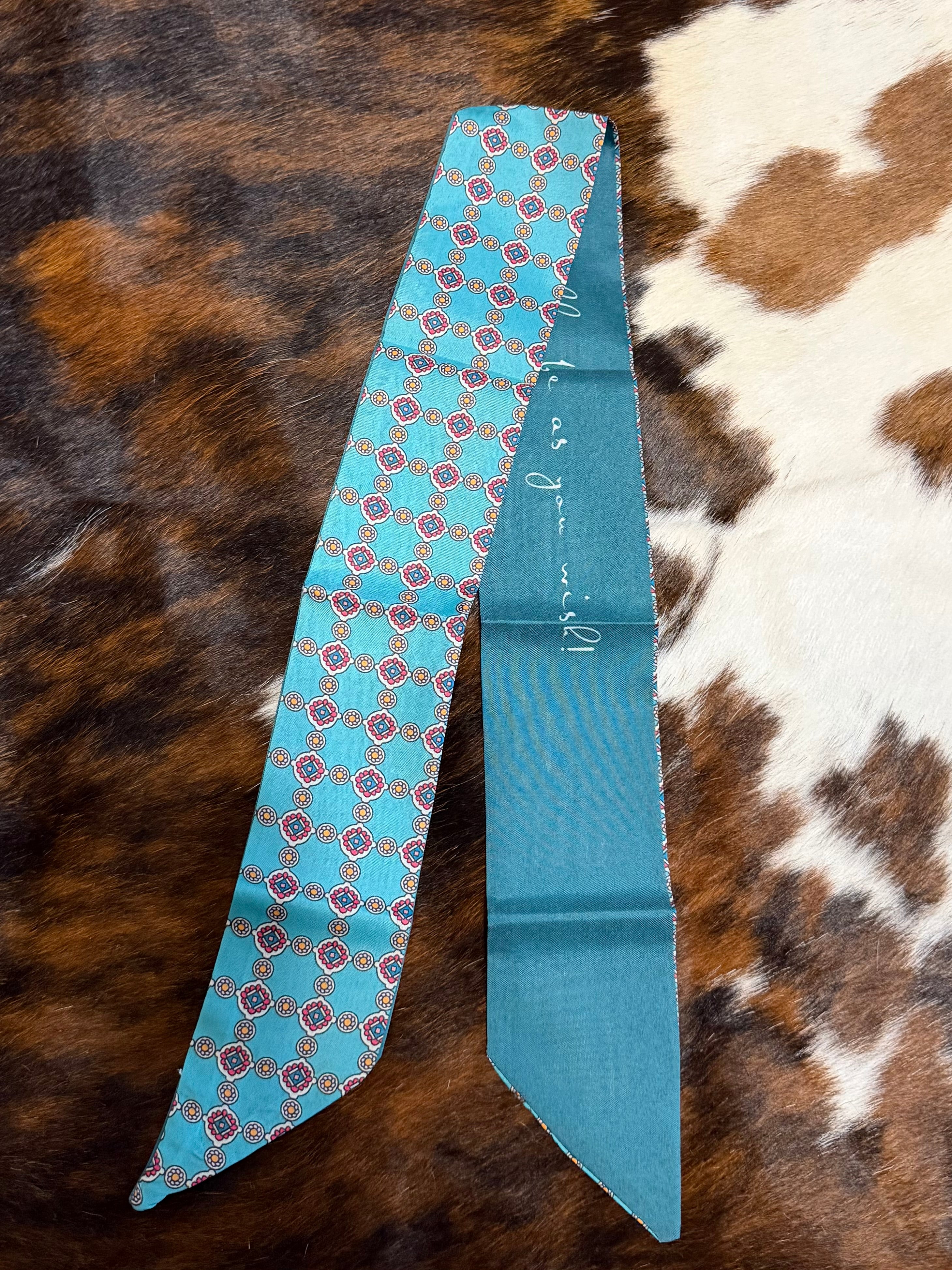Blue/Red Pattern Twilly