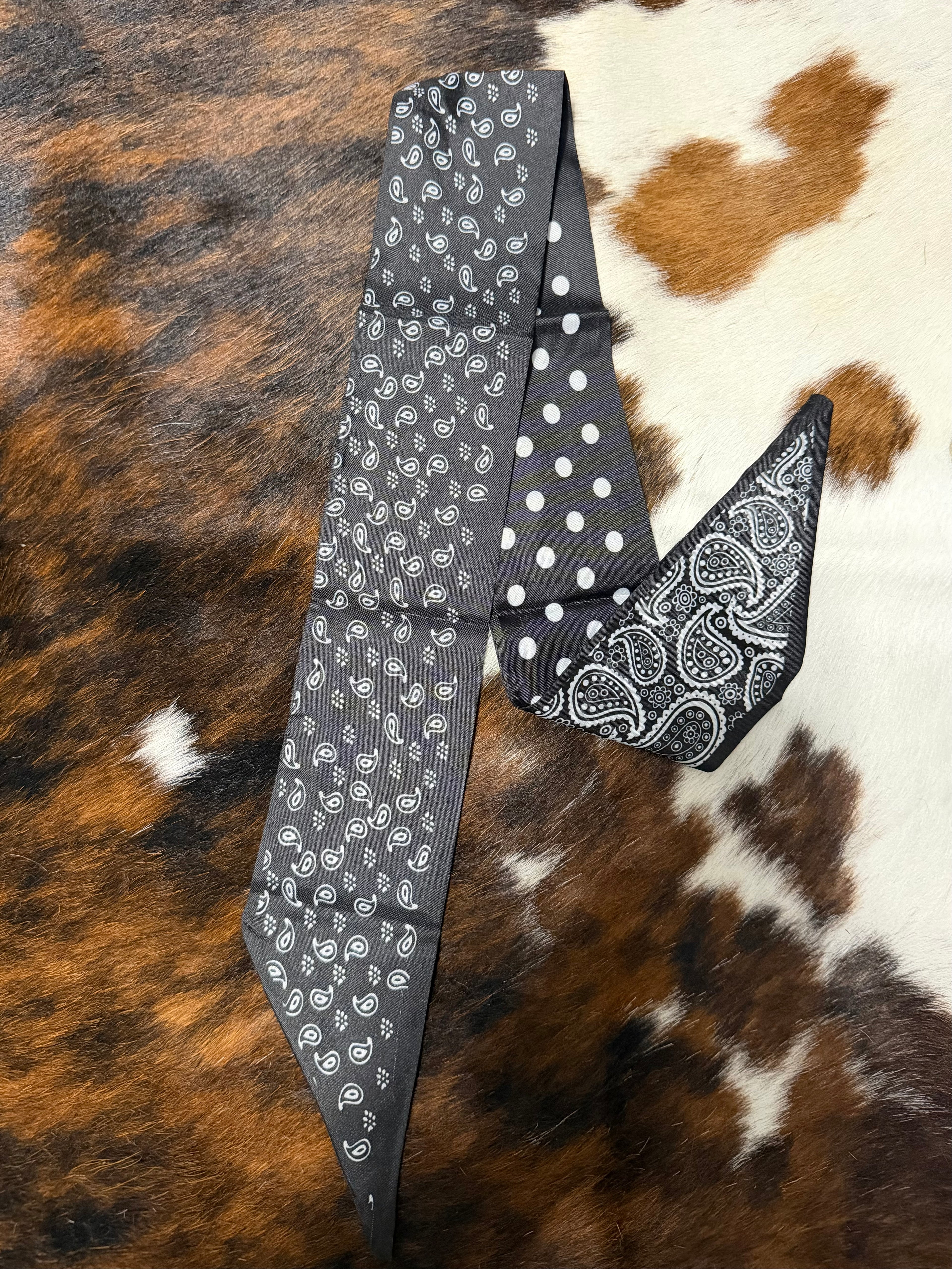 Black Paisley Polka Dot Twilly