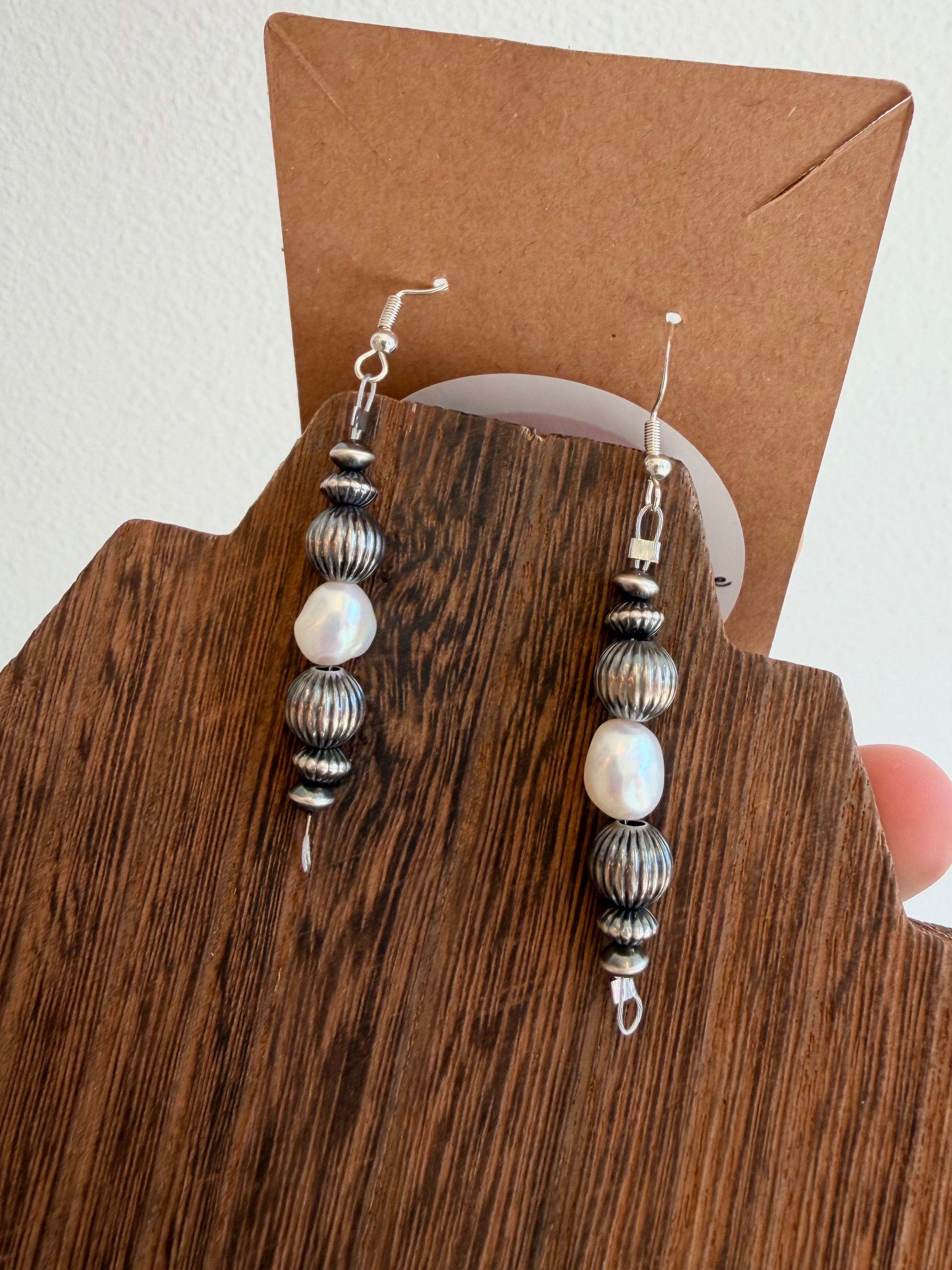 Corrugated freshwater Earrings
