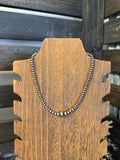 Graduated choker style