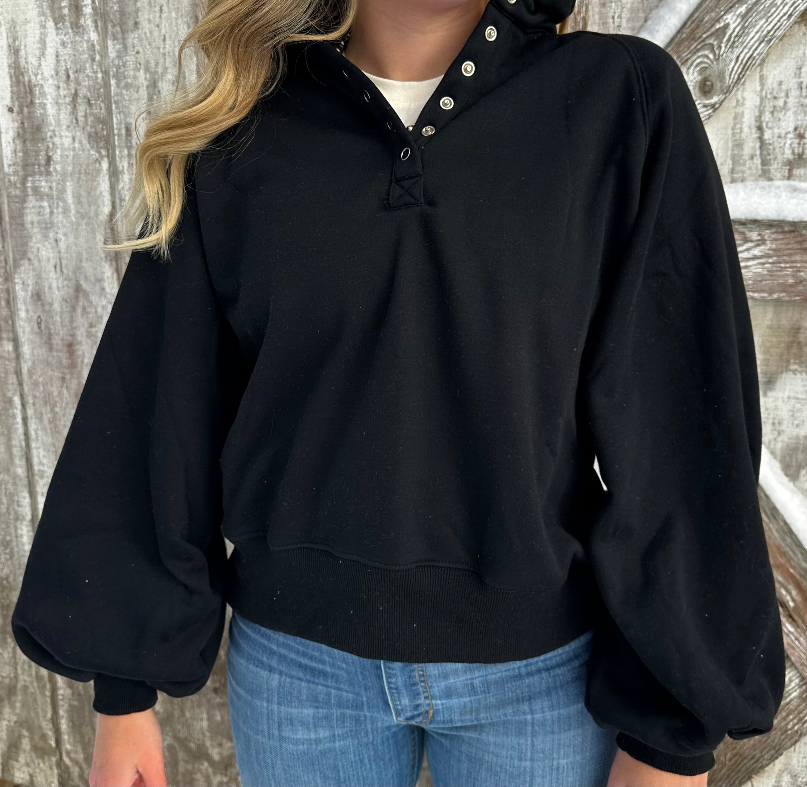 Black fleece pullover